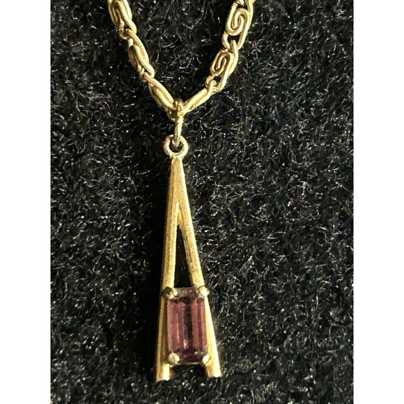 VTG Avon Initial A Charm Necklace 15" Chain Gold Tone Purple Crystal J3 - Picture 4 of 5